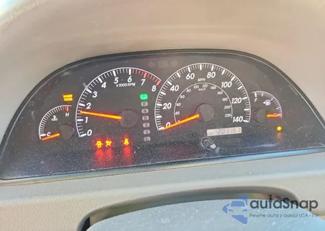 2005 Toyota Camry Le z USA, uszkodzony, nr VIN 4T1BE32KX5U086021